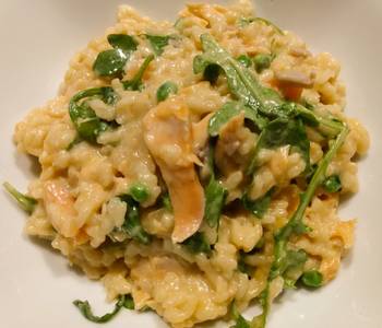 Easy Fast Cooking Salmon pea and arugula risotto Home Style