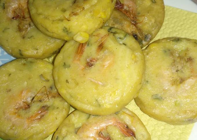 Langkah Mudah untuk Menyiapkan Bakwan jagung lembut yang Enak Banget