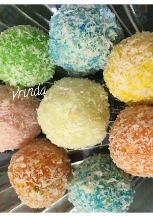 A picture of Rainbow Coconut Balls.