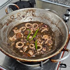 A picture of Pusit Adobo.
