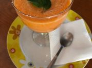 Una foto de postre de manzana verde