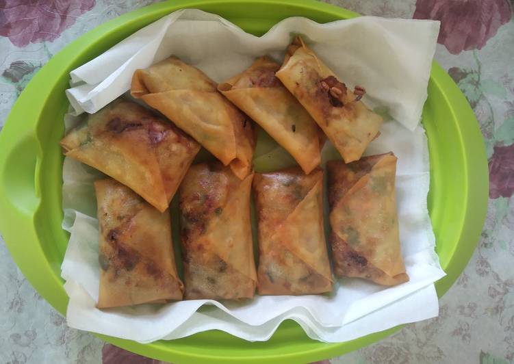 Lumpia Sayur Sosis