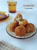 470.Arancini (nasi sisa) isi mozzarella