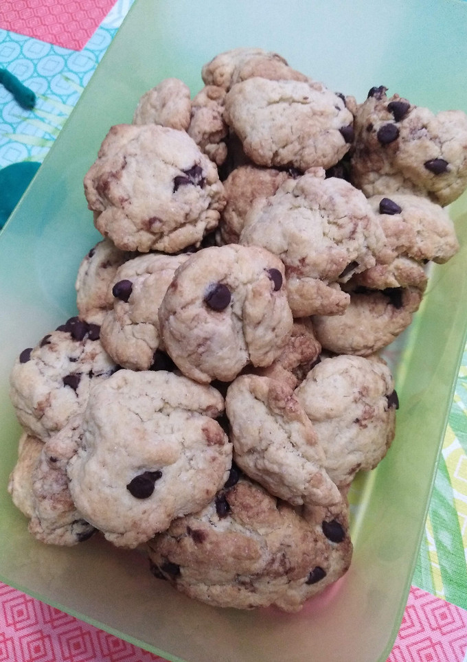 Una foto de Galletas de mantequilla sin lactosa y pepitas de chocolate
