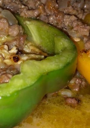 Una foto de Morrones Rellenos!!🫑🫑
