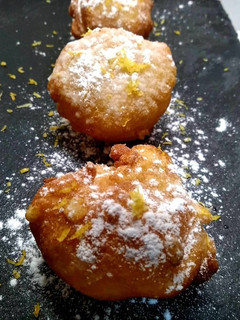 Una foto de Buñuelos de Naranja