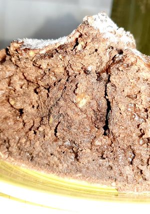 Una foto de Queque de cacao y manzana