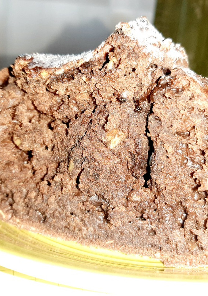 Una foto de Queque de cacao y manzana