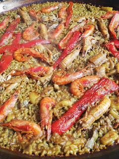 Una foto de Paella de marisco🦐