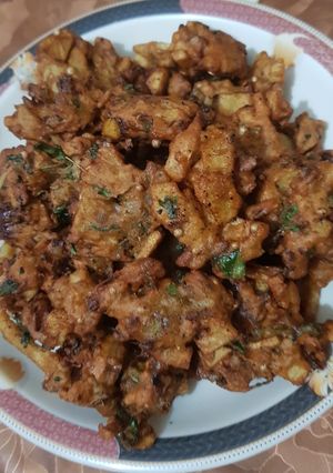 A picture of Achari Pakory.
