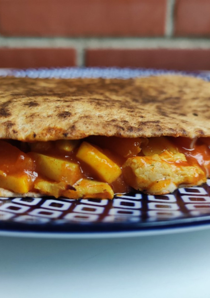 Una foto de Quesadillas de pollo y champiñones