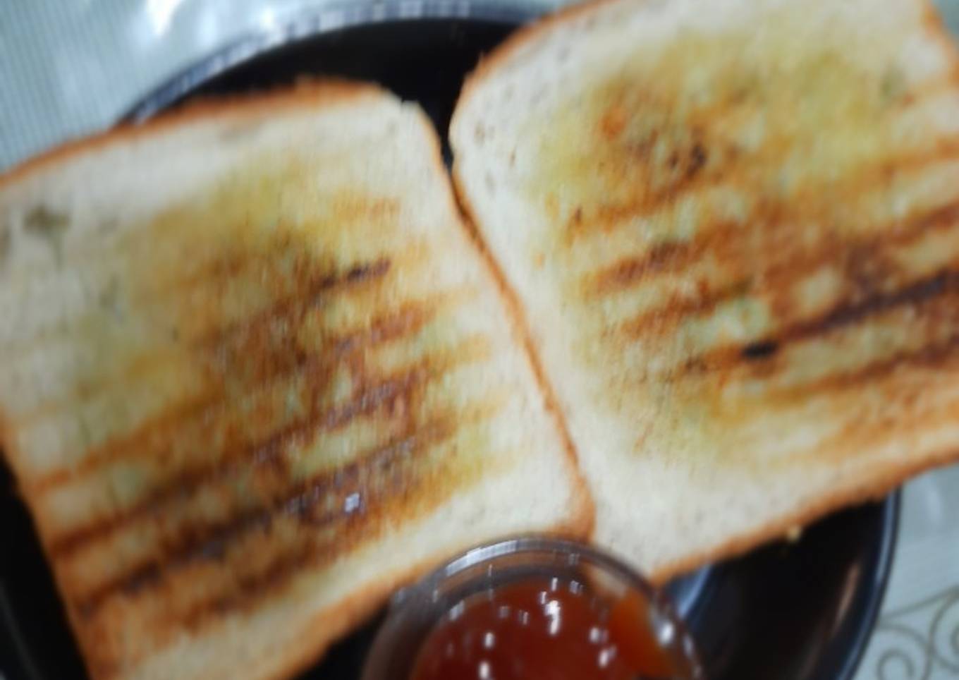 Garlic and corn sandwich