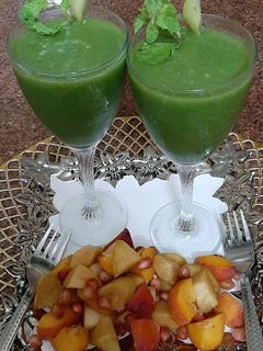 A picture of Hariyali Healthy Juice With Fruits.