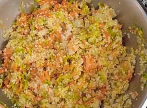 Una foto de Cous cous con verduritas