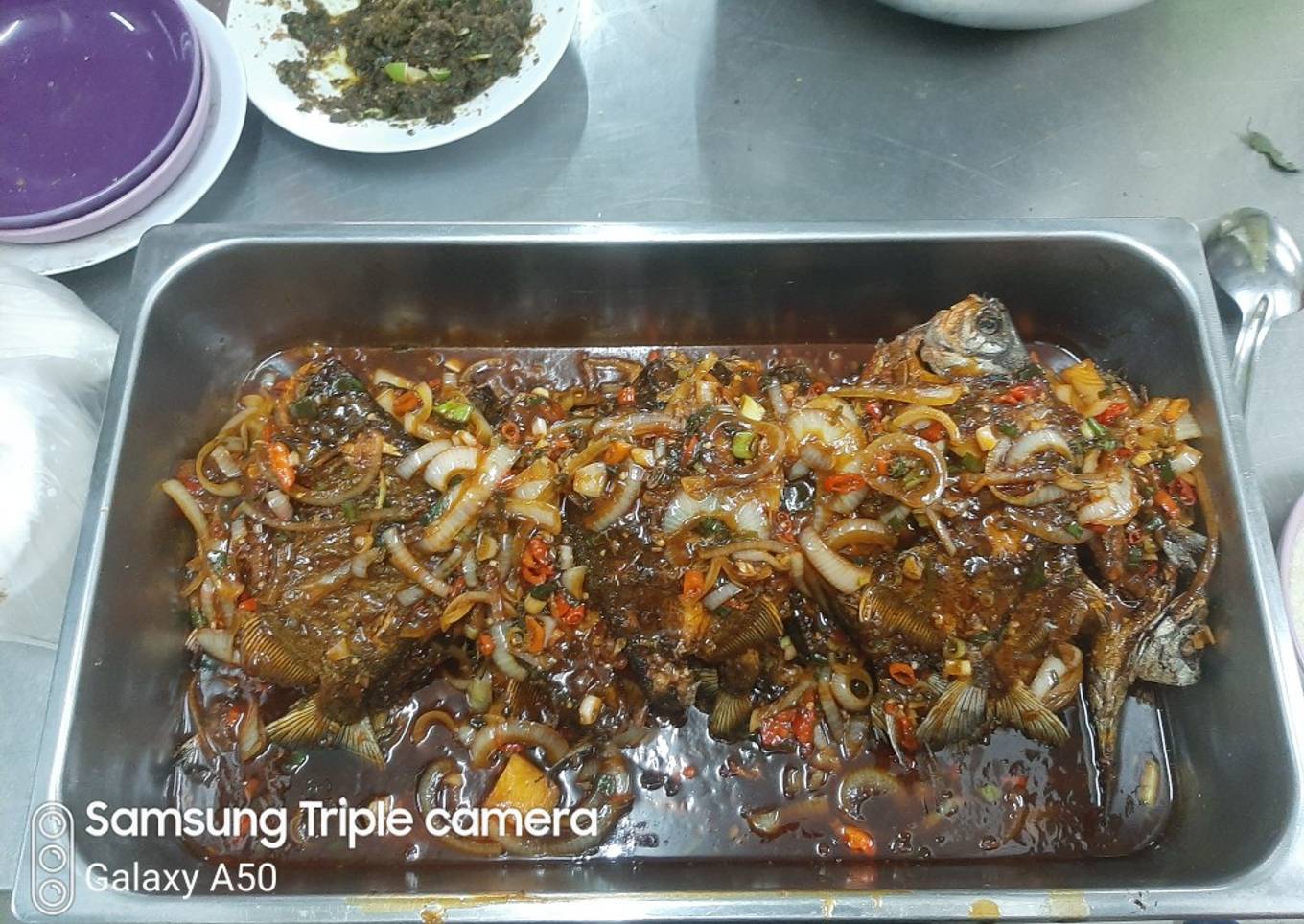 Ikan bawal rica rica bumbu lada hitam