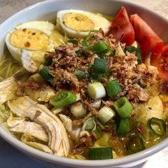 Soto Ayam - Indonesian Chicken Soup A picture of Soto Ayam - Indonesian Chicken Soup.