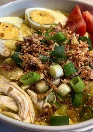 A picture of Soto Ayam - Indonesian Chicken Soup.