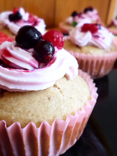Una foto de Cupcakes de fresa "San Valentín"