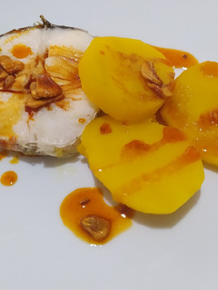 Una foto de Merluza con ajada gallega
