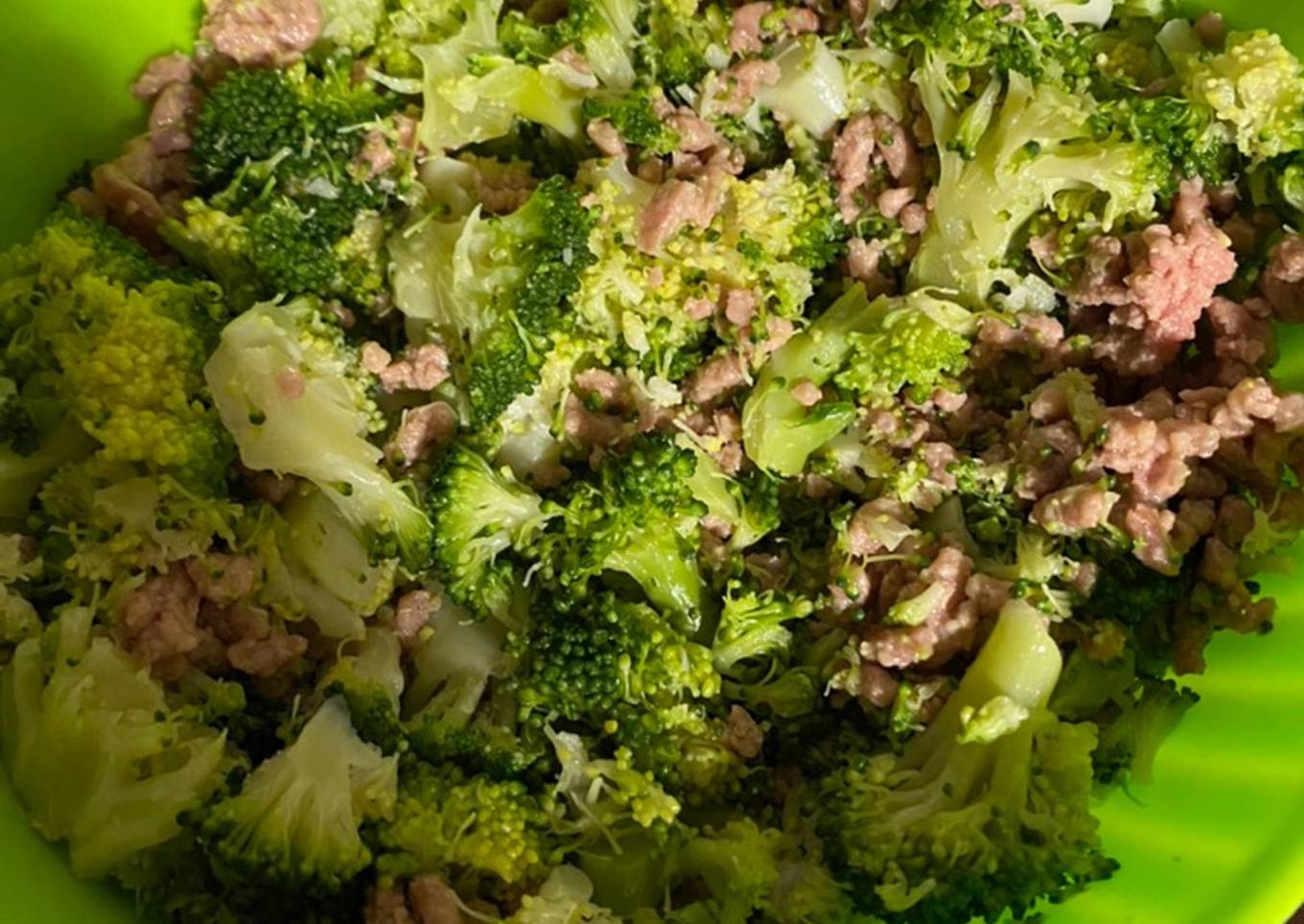 Carne picada con brócoli