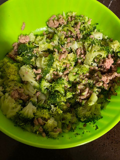Una foto de Carne picada con brócoli
