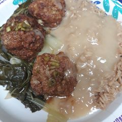 A picture of Chinese Lionhead Meatballs.