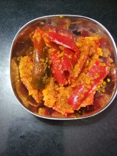 લાલ મરચા રાઈ વાળા (Lal Marcha Rai Vala Recipe In Gujarati) રેસીપી મુખ્ય ફોટો