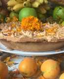 Tarta de manzana con coulis de mandarina y merengue francés