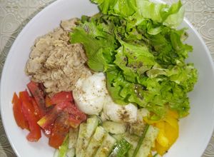 Gambar Tuna Egg Healthy Salad