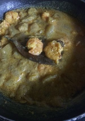 A picture of Quick prawn malai curry.
