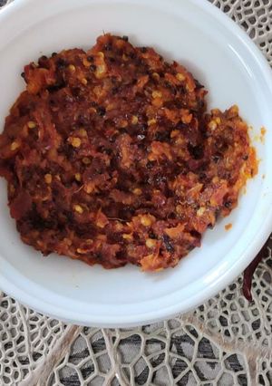 लहसुन की चटनी (Lahsun ki chutney recipe in Hindi) रेसिपी मुख्य फोटो