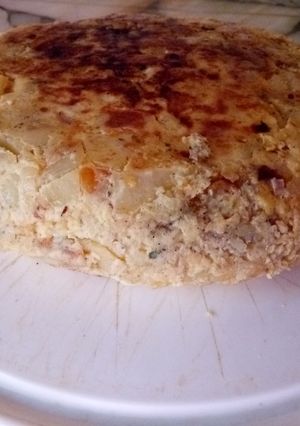 Una foto de Tortilla de papas rellenas