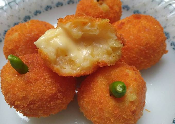 Resep Kroket Kentang Mozarella Oleh Tutik Bundaananhaydar Cookpad