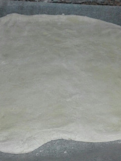 Una foto de Masa de pizza fina sin levadura
