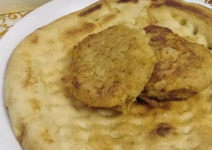 Steps to Make Jamie Oliver Naan Tikki😋