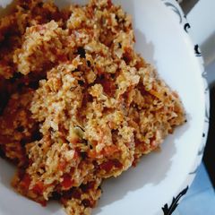 A picture of Tomato oats.