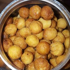 A picture of Milk Balls (Gullisuwa).