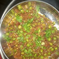 A picture of Hírwaa Vataane Ambti Bhaaji (हिरवा वटाने अंबटी भाजी).