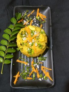 सांजा..तिखट सांजा..तिखट शिरा (tikhat sanja recipe in marathi) रेसिपी चे मुख्य फोटो 