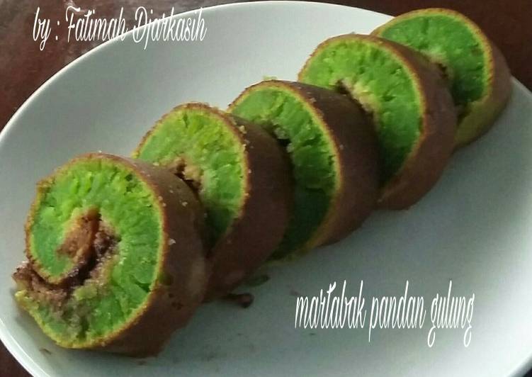 Martabak pandan gulung