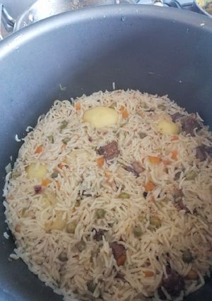 A picture of PILAU😋.