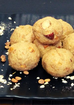 A picture of Healthy Oats Ladoo.