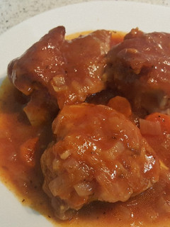 Una foto de Manitas de cerdo guisadas