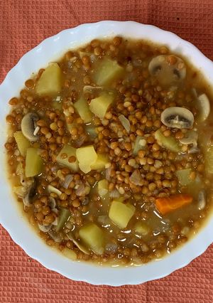 Una foto de Lentejas con manzana y champiñones
