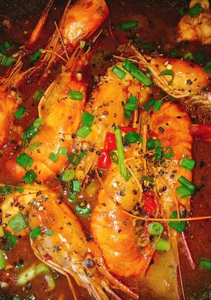 Hình của món Tôm càng xanh kho tàu.