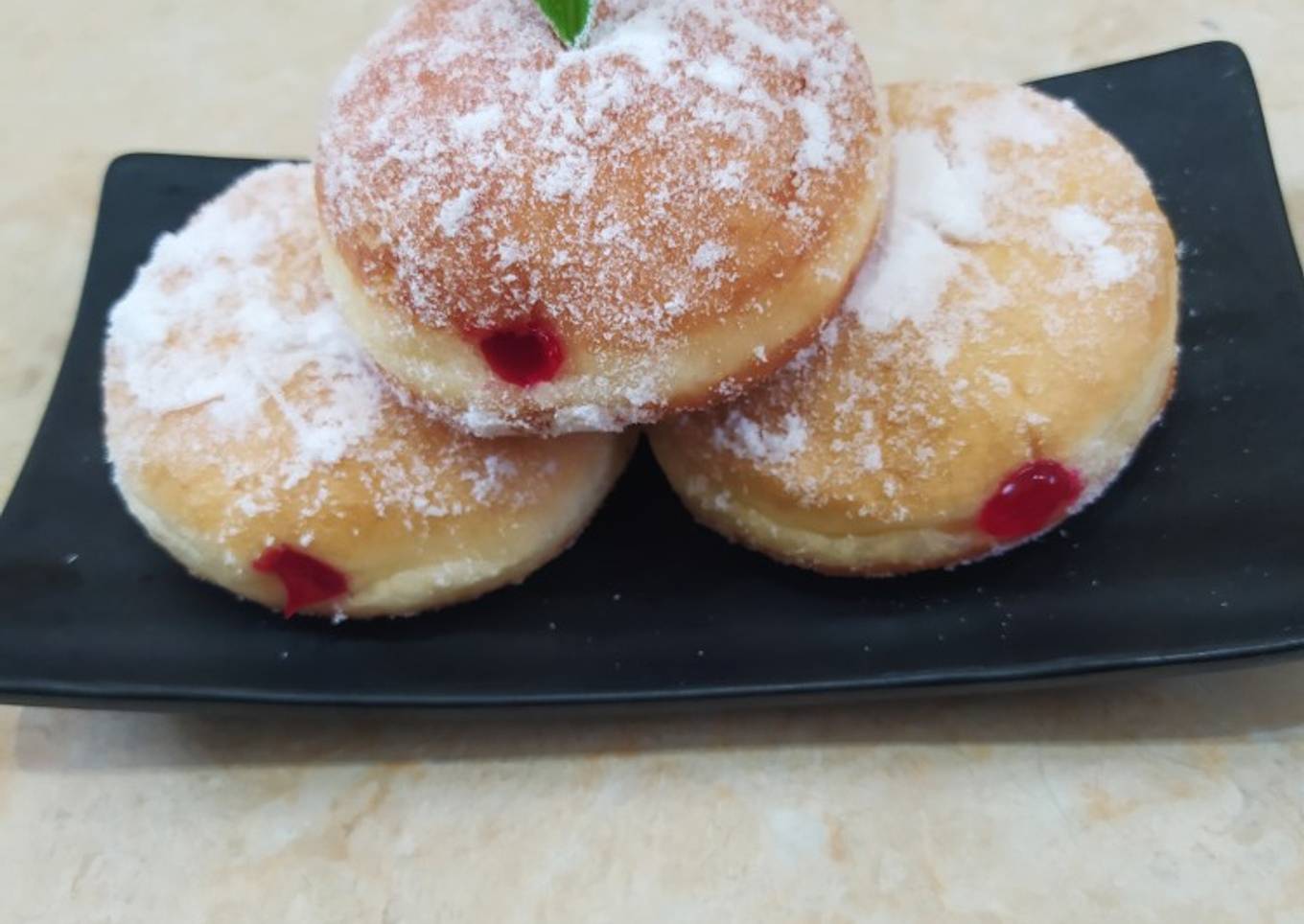 Bomboloni Strawberry