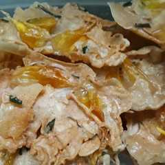 Rempeyek Bunga Kamboja রেসিপির প্রধান ছবি