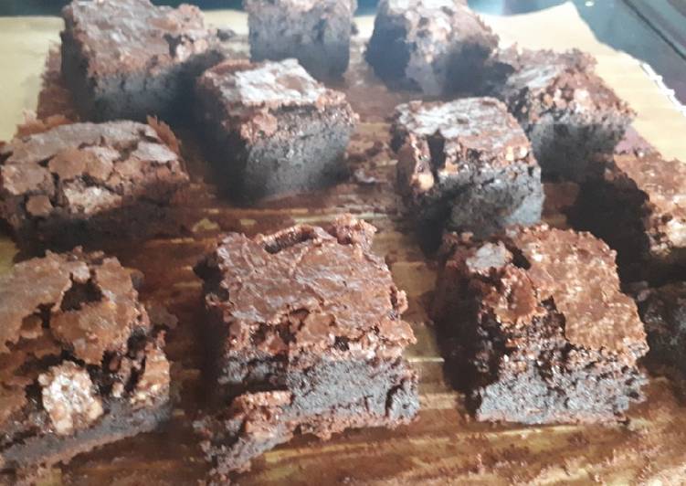 Simple Way to Prepare Homemade Chocolate Brownie