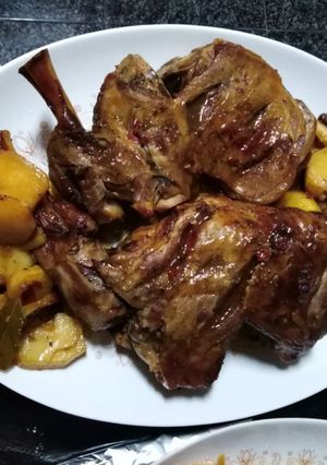 Foto principal de Cordero al horno con patatas