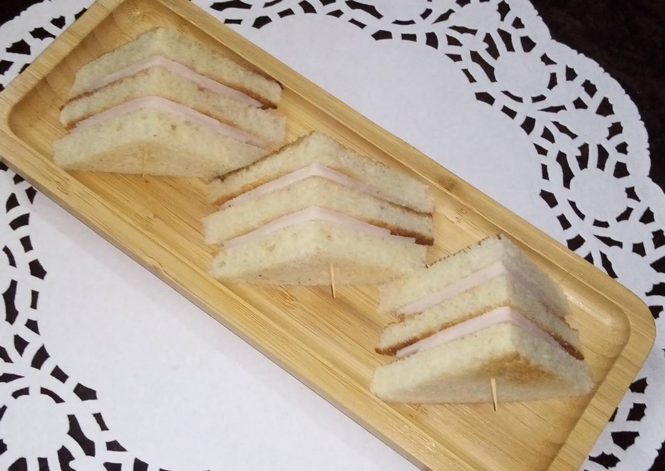 Chicken salami sandwich